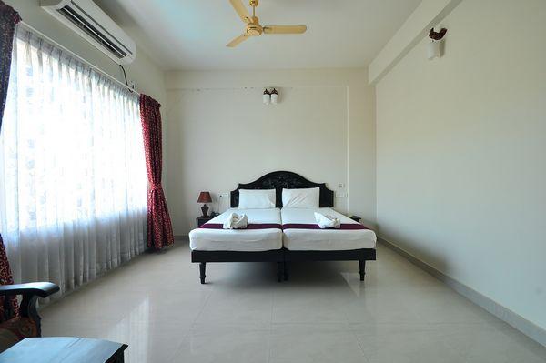 Hotel Geethu International
